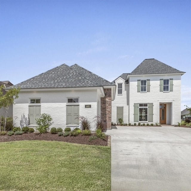 6434 East White Oleander